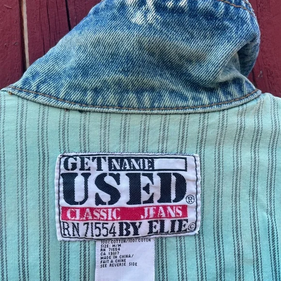 Blue and White Cropped Jean Jacket with Distressed Details - Picture 6 of 11